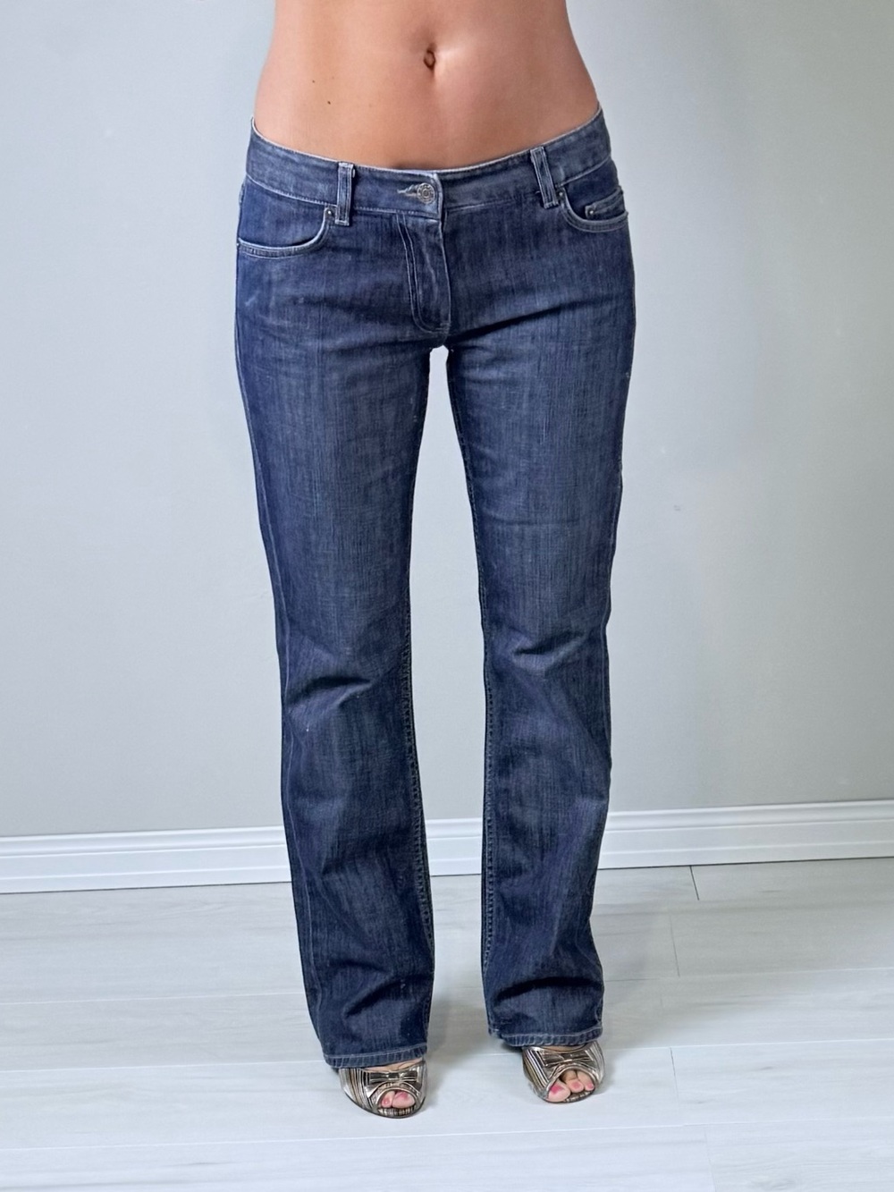 Banana Republic Boot-Cut Jeans in Dark Blue Wash